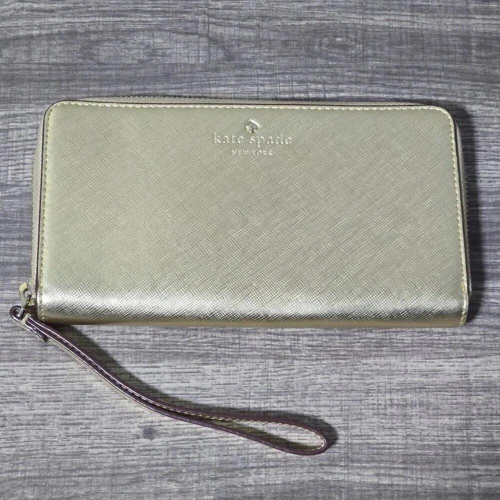 Kate Spade New York Gold Wallet Nylon Wristlet Zip Around Accordion Talk Is Chic